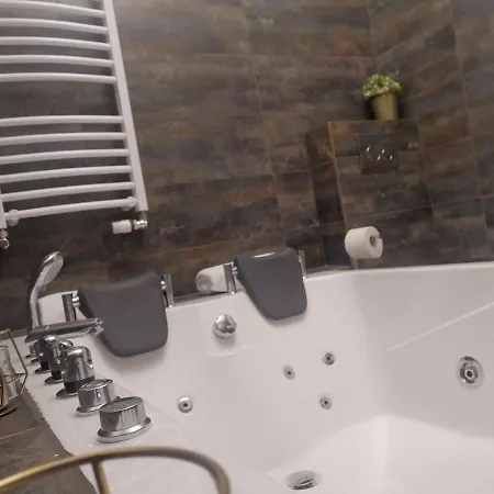 Lena 5 Jacuzzi Raciborz